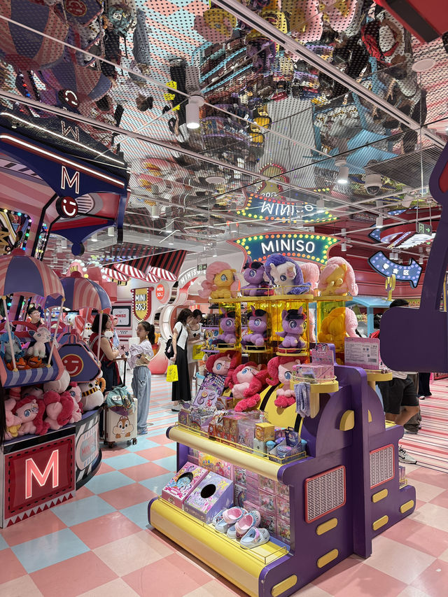 MINISO LAND 