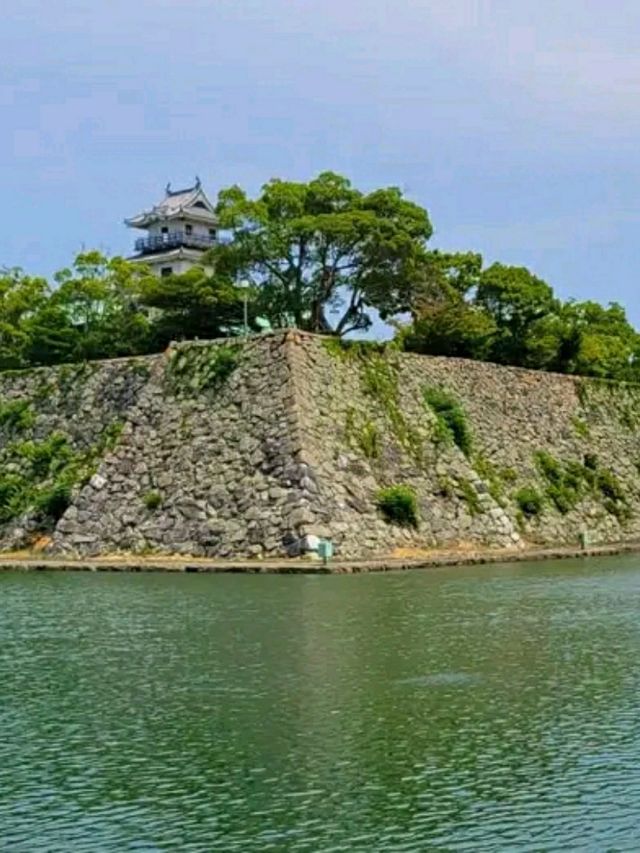 Imabari-jō Castle – The Coastal Fortress of Shikoku
