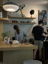 จิบกาแฟชิลๆที่ @ROASTIV 
