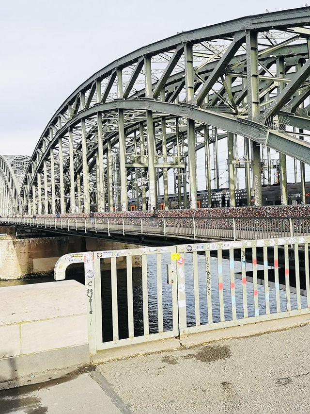 “Walk across the Roman Bridge