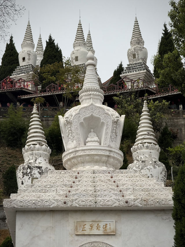 A mega Buddhist temple with multiple styles in Mianyang