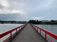 出会いの橋と呼ばれるパワースポット🫣⛩松島海岸に浮かぶ朱色の橋💓
