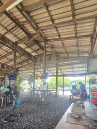 ก๋วยเตี๋ยวเรือ โรงสี ร้านเล็กๆ ริมแม่น้ำเจ้าพระยา