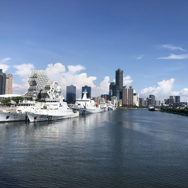 高雄大港橋