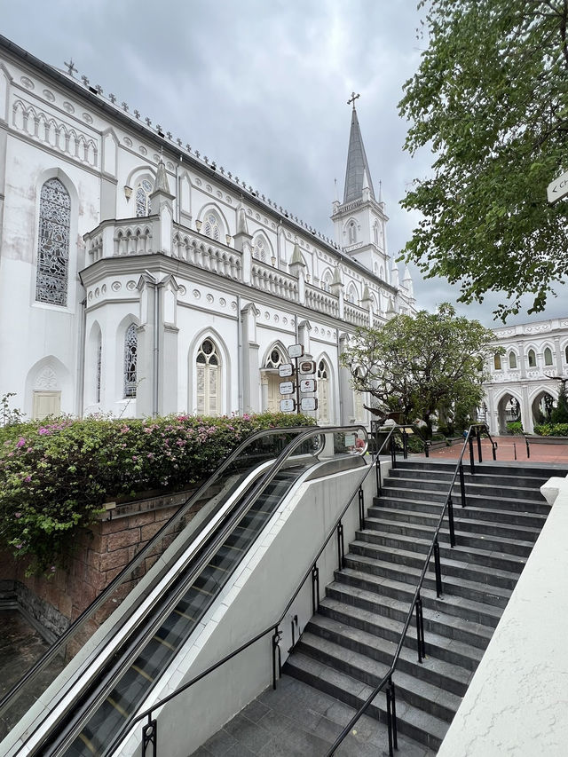 🇸🇬 Stunning and calm place at CHIJMES, Singapore