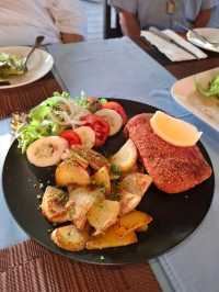 Juergen's Corner Cafe and Restaurant