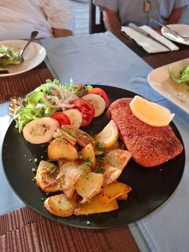 Juergen's Corner Cafe and Restaurant