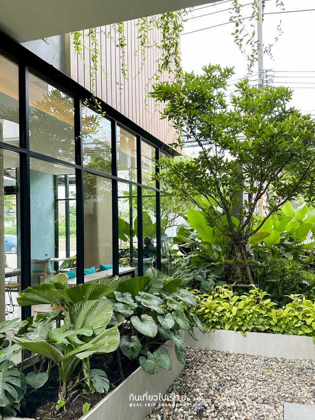 คาเฟ่ใกล้เมกาบางนา เปิดเช้ารับวันสบายๆ