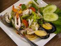 ร้าน มานิต Manit restaurant & Bar