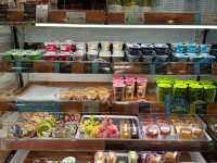 Delicious Detour at Châteraisé Kumamoto Hachioji: Cakes, Pastries & a Perfect Birthday Treat