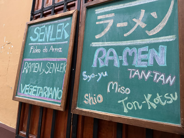 【Wa Cafe｜サンクリで出会える“本物”の日本の味】 — 異国でほっとするラーメンと家庭料理に出会える場所 —