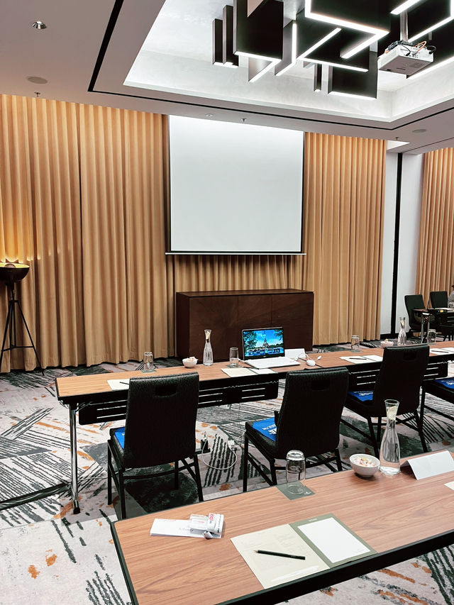 Renaissance Hotel Convention Centre KL: The Ideal Business Meeting Destination 