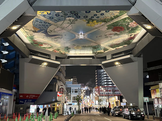 Shinsekai and Tsutenkaku: Stepping into Osaka's Retro Charm! 🗼✨