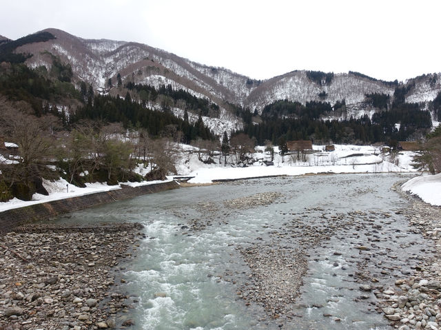 🏔️ Shirakawa-go – A Timeless Village That Took My Breath Away