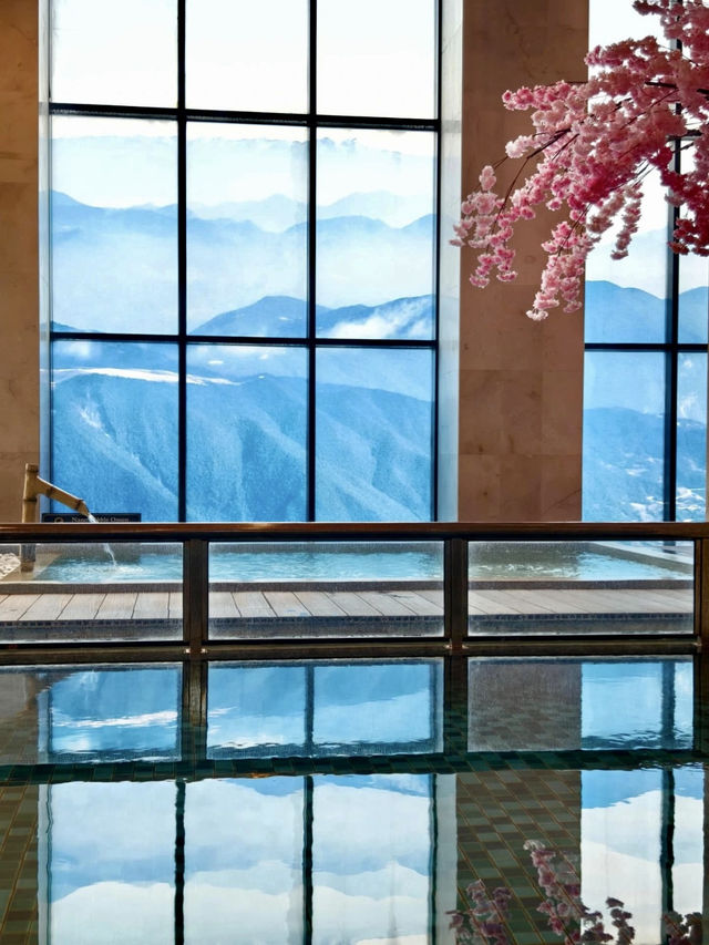 Steam, Stillness, and Skies: A Dreamy Dip at Yanné Onsen