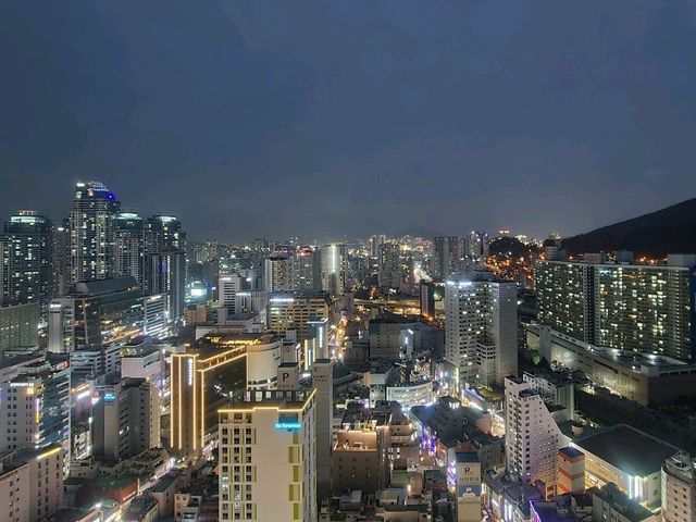롯데호텔 부산 클럽 디럭스 트윈룸 (애프터눈티, 칵테일서비스, 영도봉래산시티뷰)