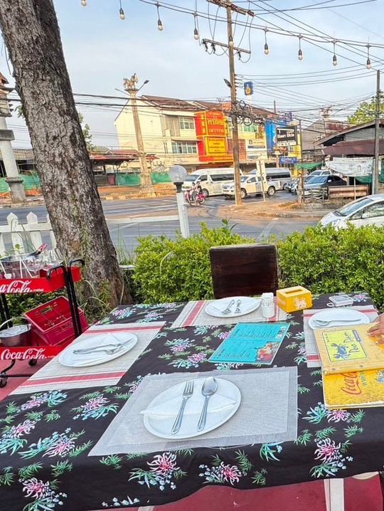 เพลินกิน ฟินปูผัด ร้านปูดำ กระบี่