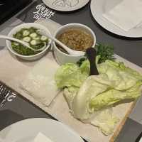 🐾 Greyhound Café: ร้านอาหารฟิวชั่นสไตล์ชิค