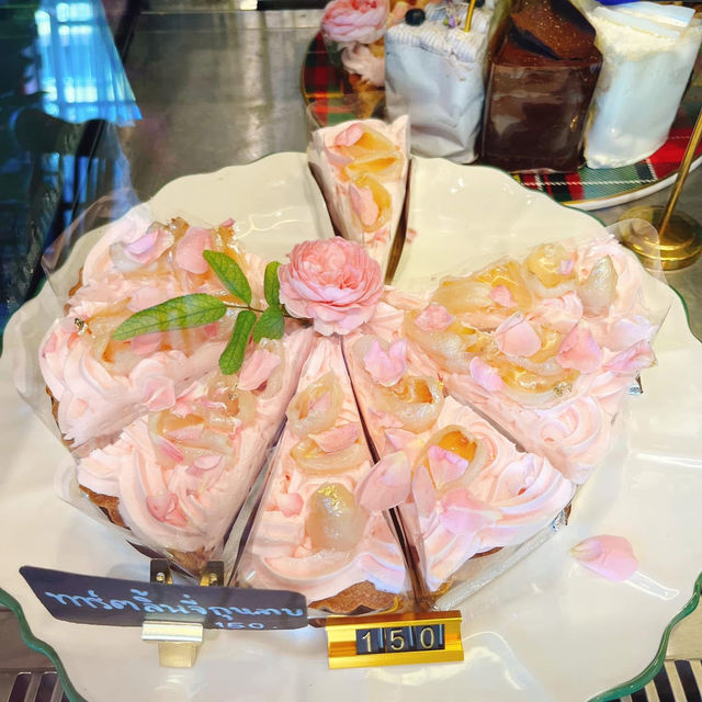 🌿☕ Minraya Cafe – ลพบุรี