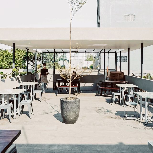 Eureka Coffee & Kitchen