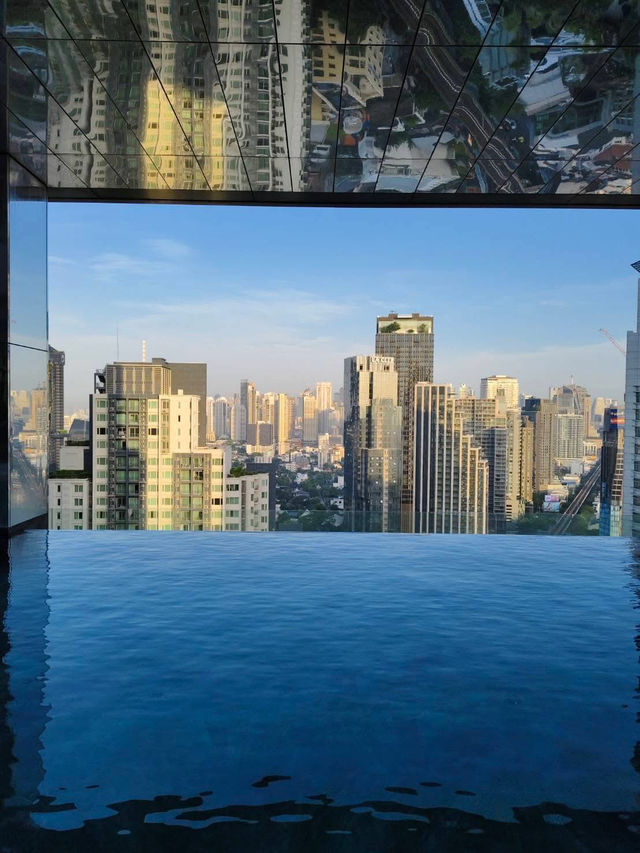ラグジュアリーとアクセスの頂点、バンコク中心で洗練された滞在を✨ #InterContinentalBangkok #バ