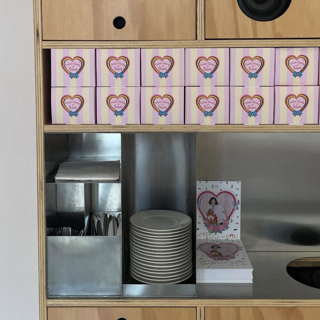まるで夢の中！ピンクに染まる「Donut Disturb」で甘いひととき🍩🌸🇹🇭