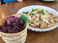 Homnoir หอมนัวร์ somtum&cafe 
