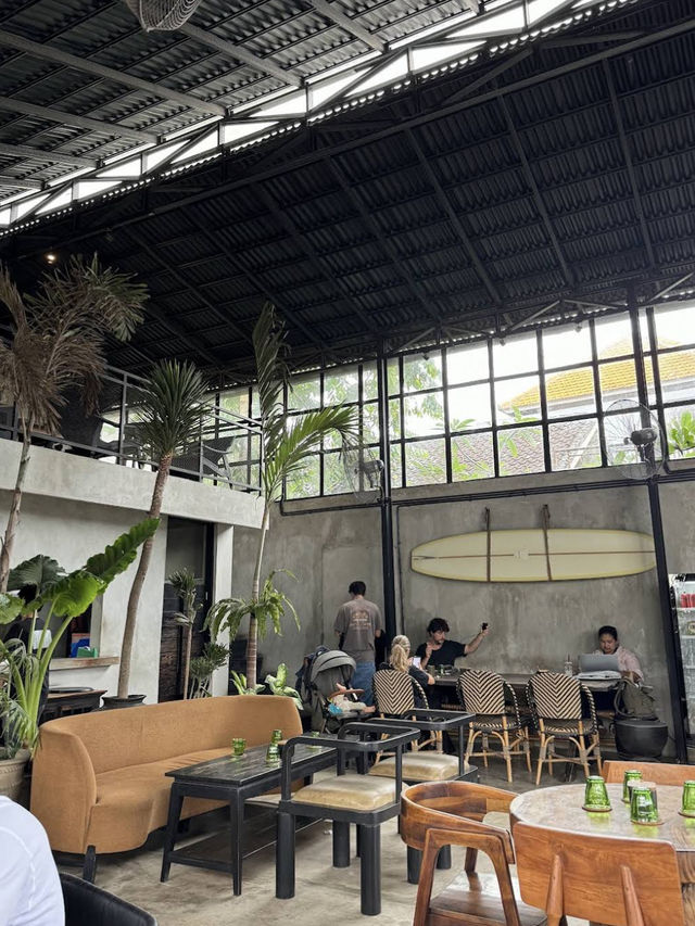 ☕🌼 Suburbia Cafe 후기 🌼☕