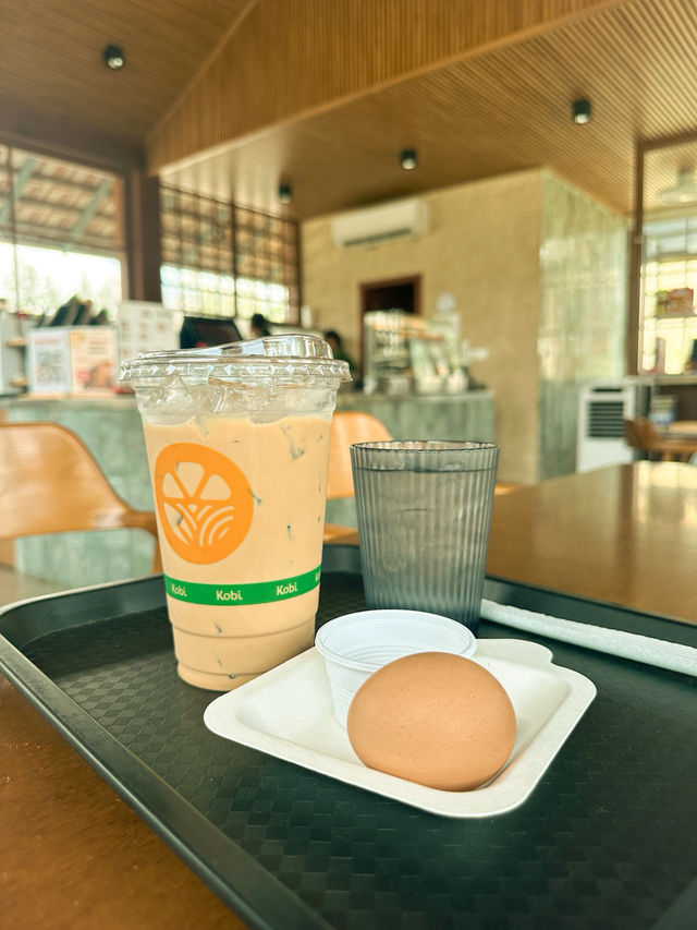 📍Kobi Fruit & Tea - Phnom Penh, Cambodia 🇰🇭 