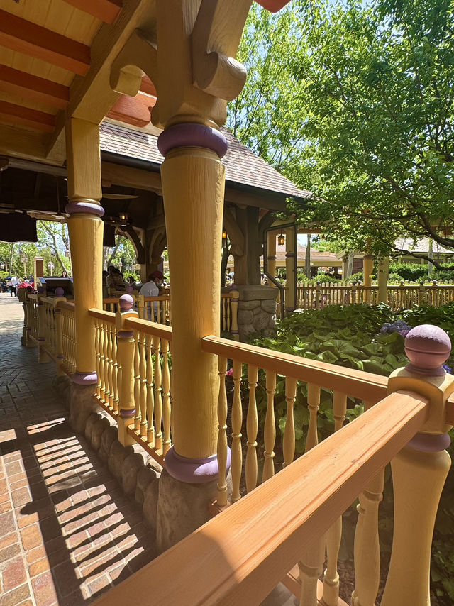 The Many Adventures of Winnie the Pooh — Sweet Fun at Shanghai Disneyland 🍯🐻