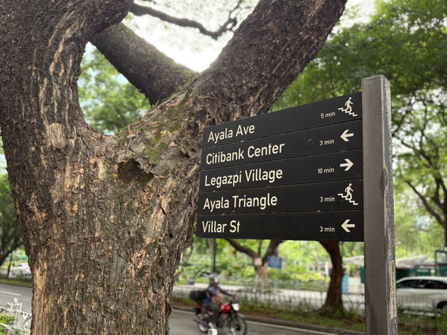 🇵🇭菲律賓馬尼拉阿亞拉三角公園