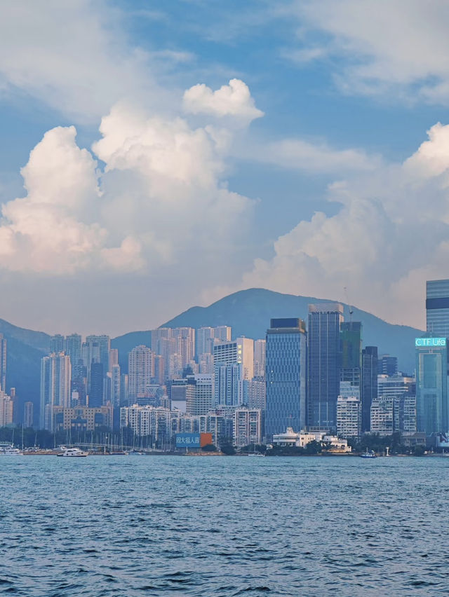 🌆✨ Lost in Time: Vintage Vibes in Hong Kong 🇭🇰📸 