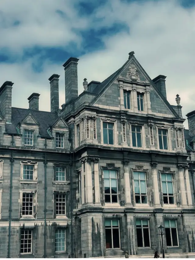 Western Dreams✨ | Trinity college Dublin🕊️ 