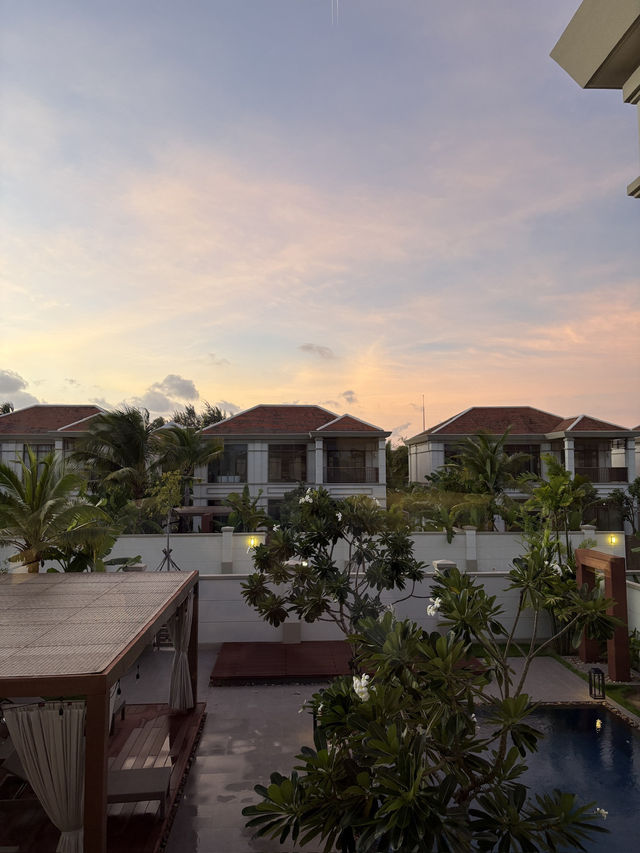 🌴 峴港Fusion Resort & Villas Da Nang：海濱天堂的奢華療癒之旅！🏖️✨