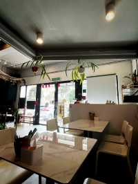 Cozy Western Dining at Farmer’s Market, Bayan Baru