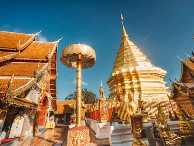 도이수텝 사원(Wat Phra That Doi Suthep) – 치앙마이의 영적 상징 도이수텝 사원(Wat Phra That Doi Suthep) – 치앙마이의 영적 상징