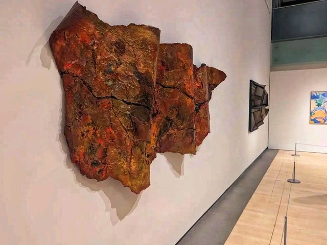 🎨 “Phoenix Art Museum – Where Creativity Meets the Desert Spirit!”