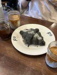 방콕의 인기 카페, 팩토리 커피 ☕ 