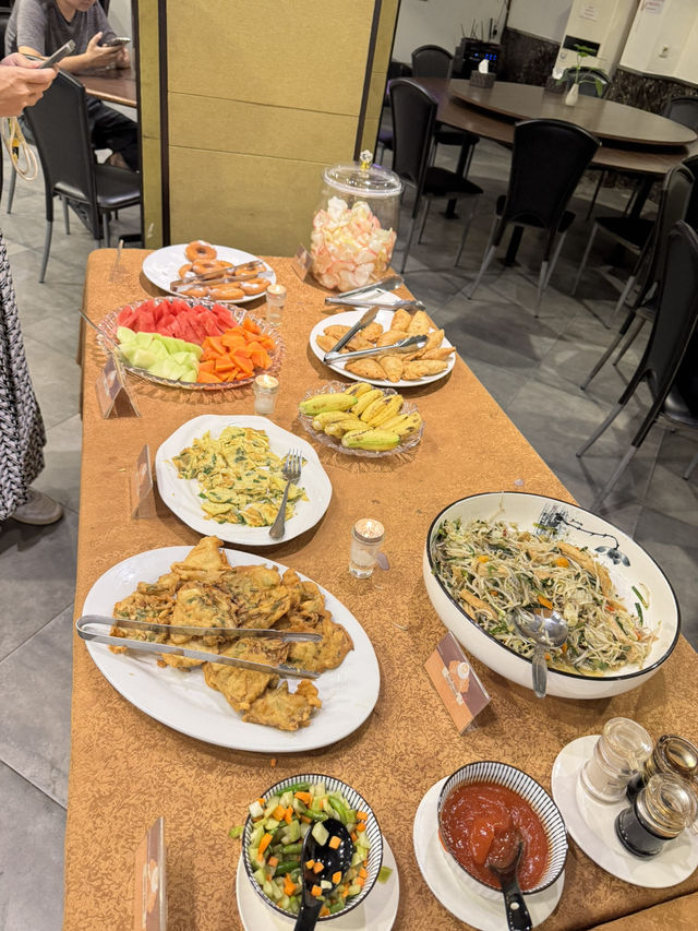 Staycation <300K IDR near Glodok Jakarta