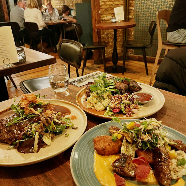 🇩🇰 Restaurant Tight: Cozy Comfort and Global Flavors in Copenhagen