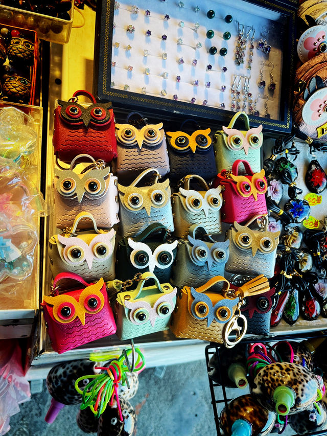 Capture Holiday Memories at Eluanbi Lighthouse Before Gift Shopping Capture Holiday Memories at Eluanbi Lighthouse Before Gift Shopping