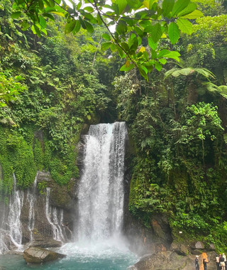 Lau Berte — Pesona Air Terjun Tersembunyi di Jantung Sumatera Utara 。