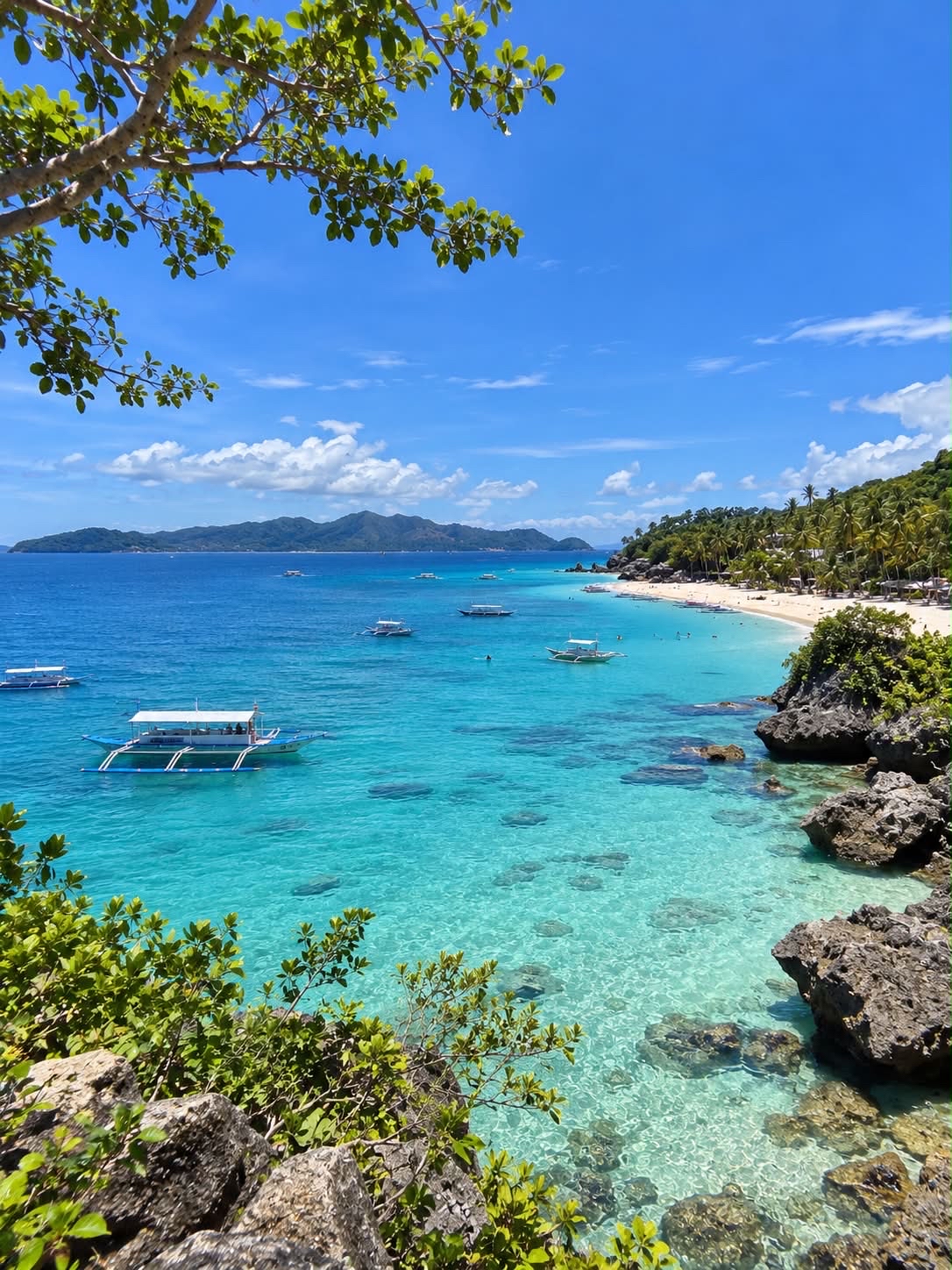 Diving at Boracay Island, a paradise in the Philippine sea! 🇵🇭
