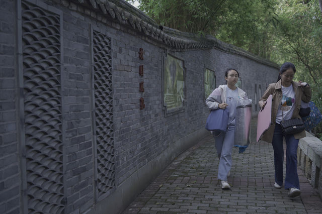 Southern Hot Spring Park (南温泉公园) — Tranquil Escape in Chongqing
