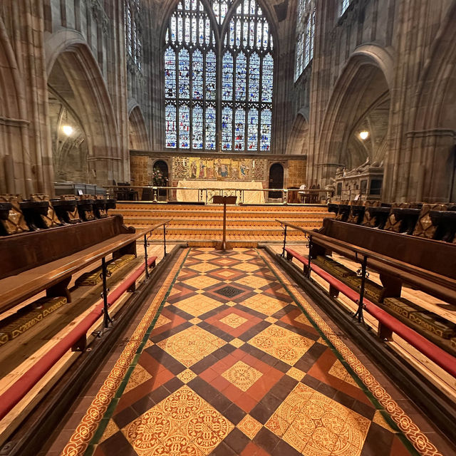 Welcome to Great Malvern Priory