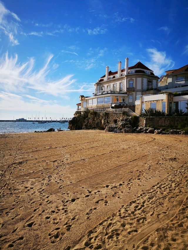 Cascais: Coastal Charms and Historic Allure