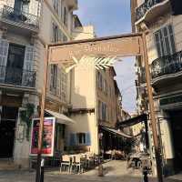 The street in Cannes that boasts of a delicious history!