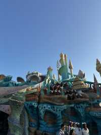 The Adult-Friendly Disney? Oh Yes, It Exists! 🍸🏰