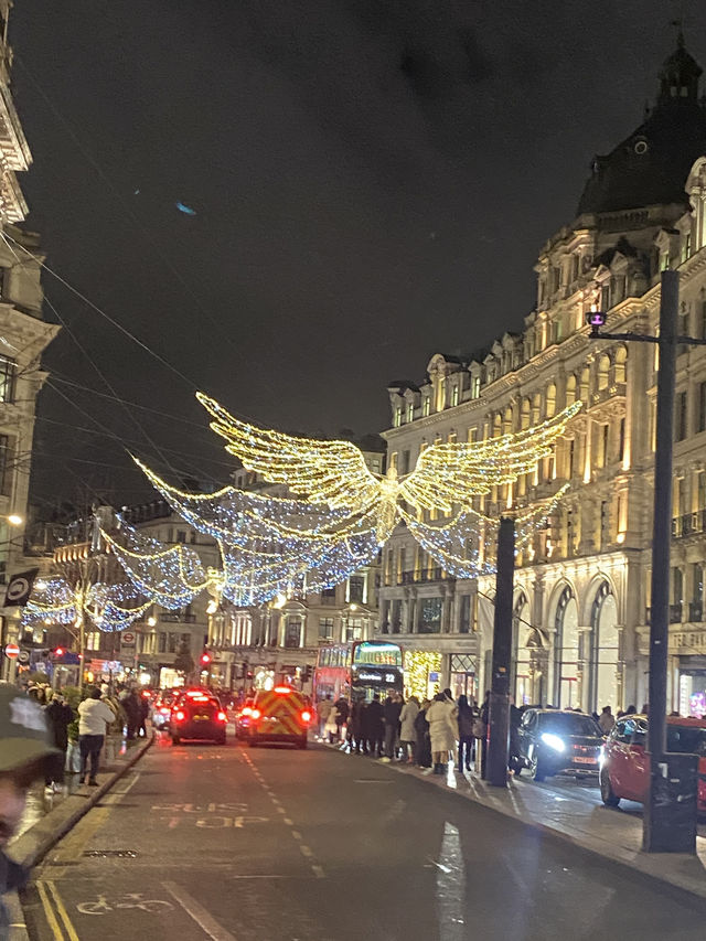 A Magical Christmas Stroll Through London