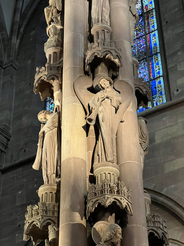 Skyward Majesty – Strasbourg’s Notre-Dame Cathedral Will Leave You Speechless ✨🕍  